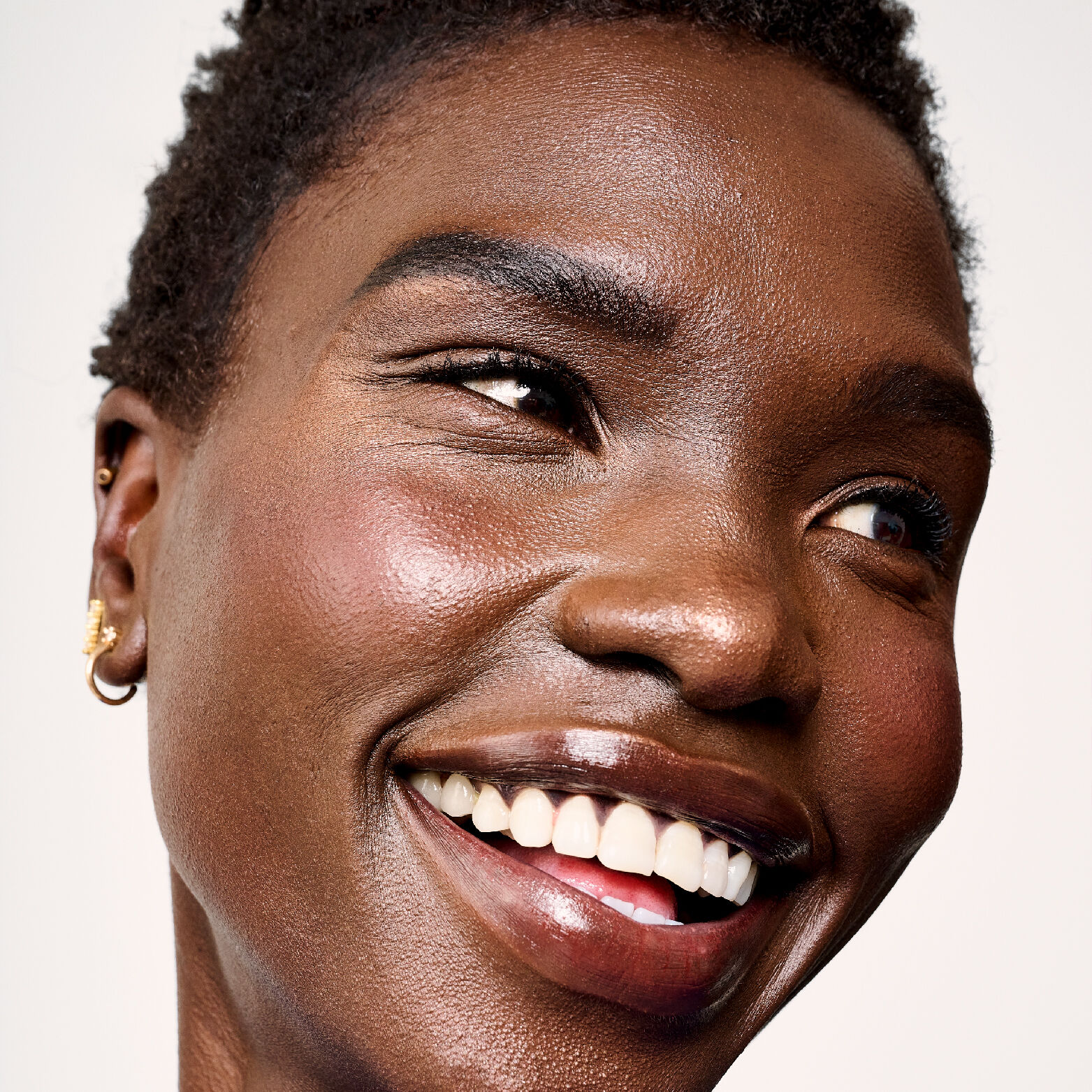 model using benefit products