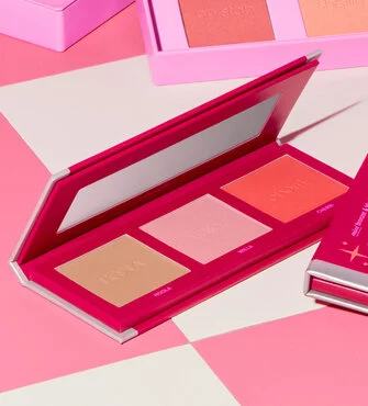 Chocolicious Cheeks open palette Chocolicious Cheeks open palette